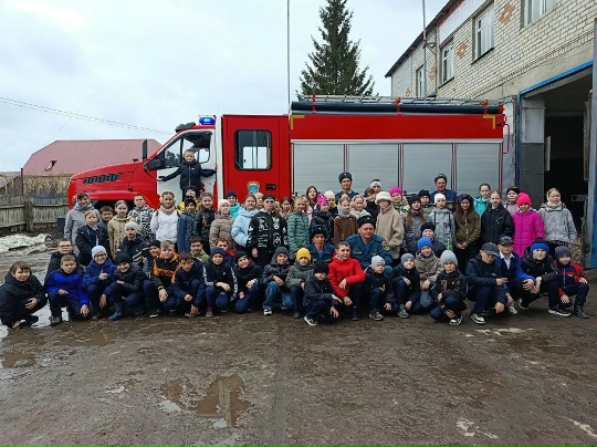 ZGF2QvQ лицей на экскурсию в пч-43 общая.jpg
